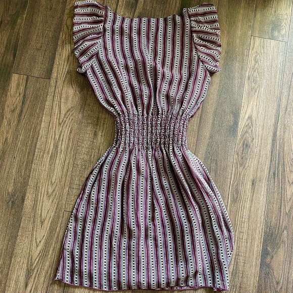 Retro print fit and flare dress - Picture 3 of 6